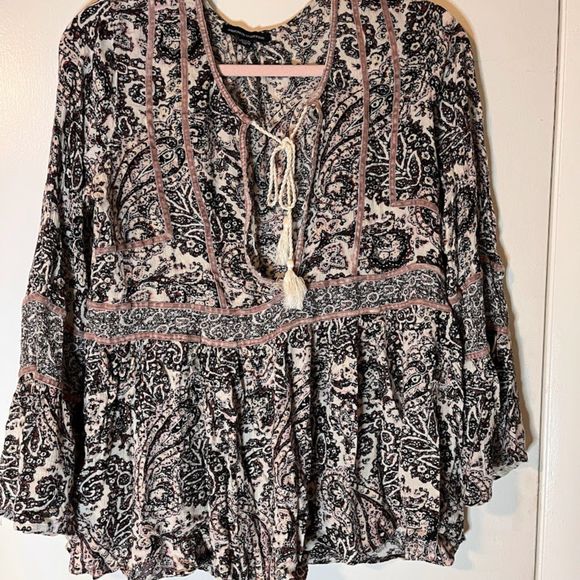 American Eagle Outfitters Women's Paisley Print Peasant Top SZ M - Picture 6 of 6